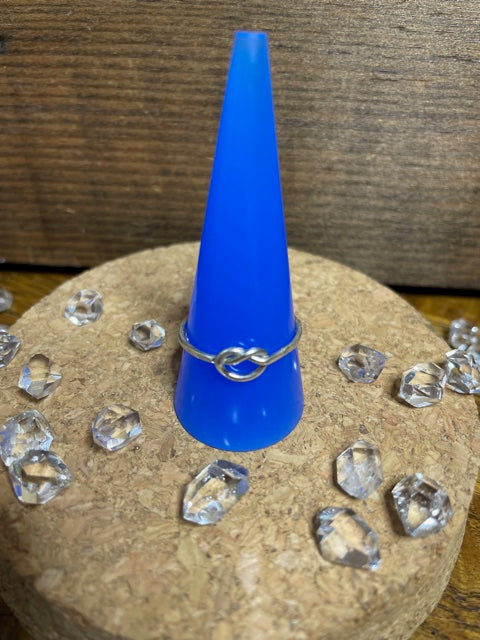 Eternal Knot Ring
